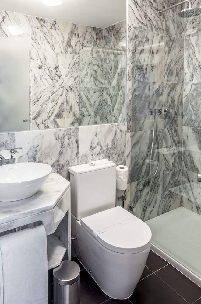 Luzeiros Suites 6/45