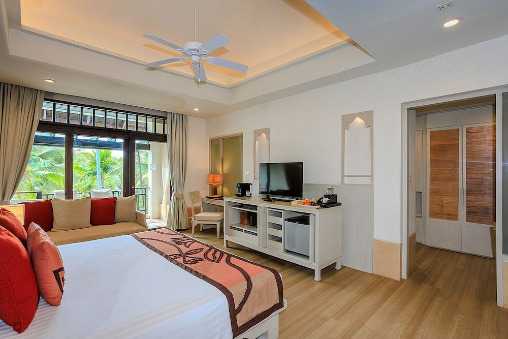 MELATI BEACH RESORT AND SPA 18/69
