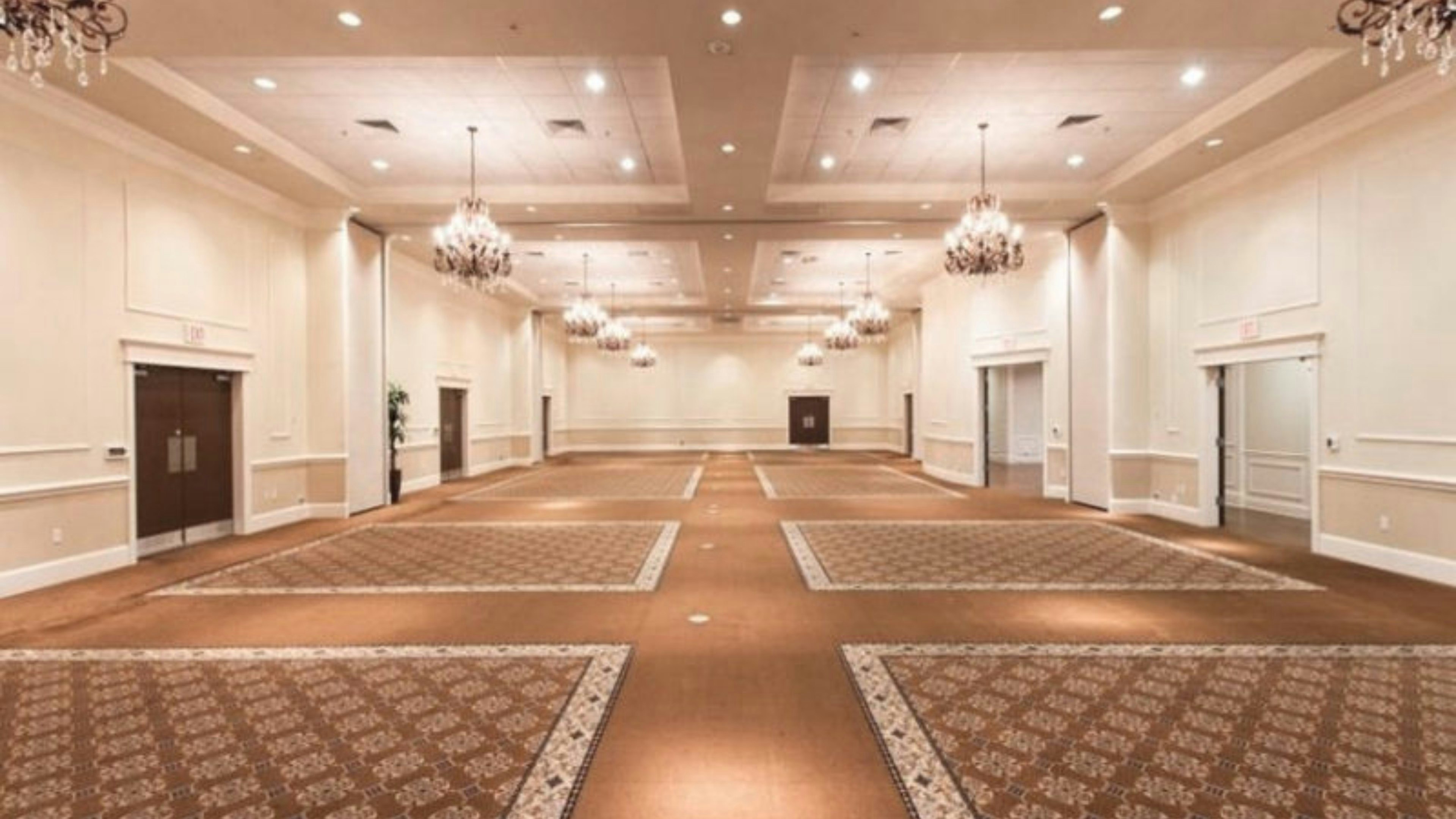 Holiday Inn Express Hotel & Suites Wichita Falls 14/52