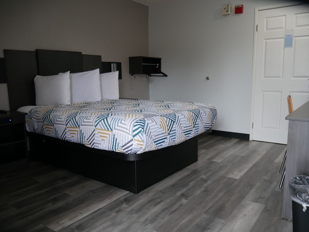 Motel6 Tacoma, WA - South 25/46