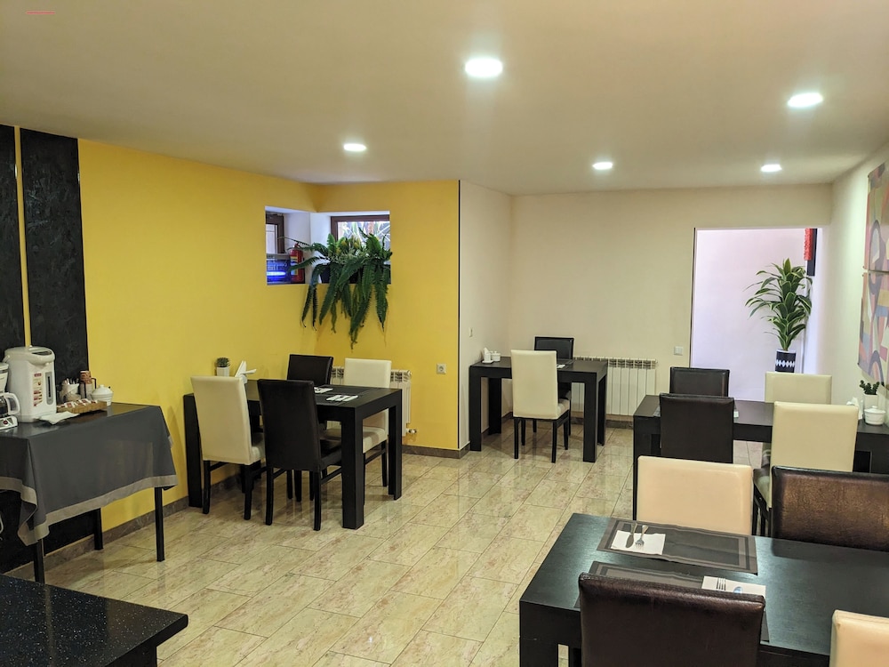 Sani Hotel 30/41