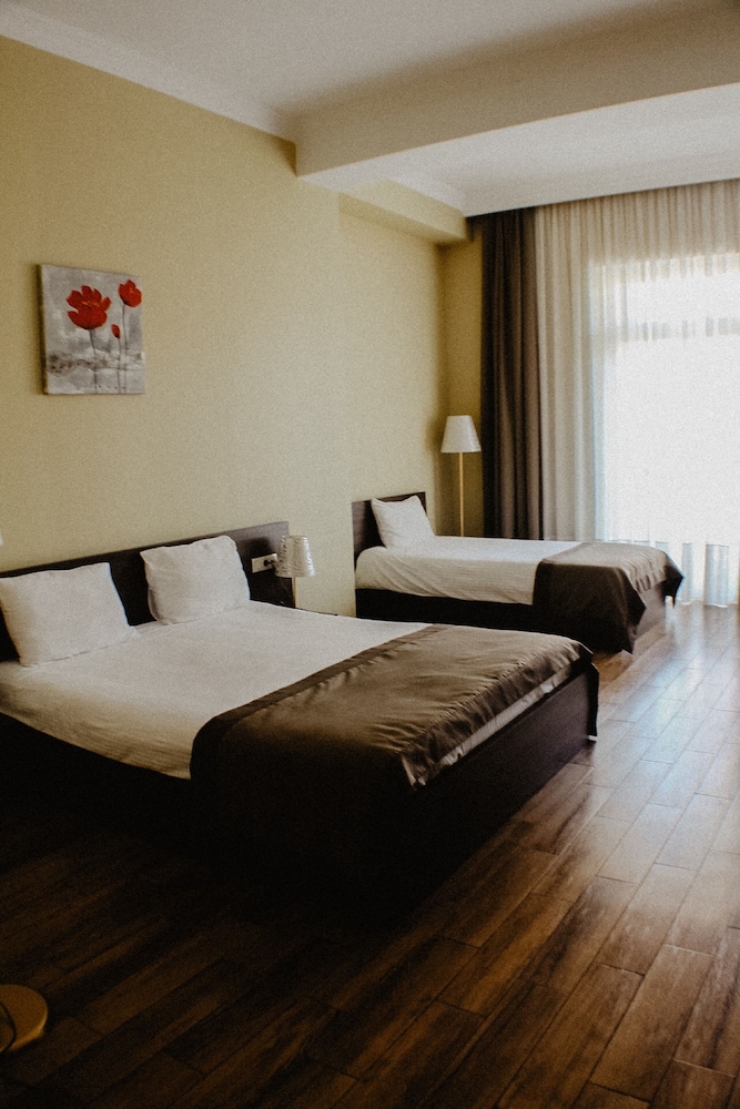 Hotel O. Galogre 38/64