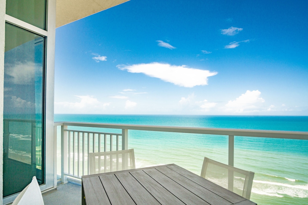 Daytona Grande Oceanfront Resort 43/50