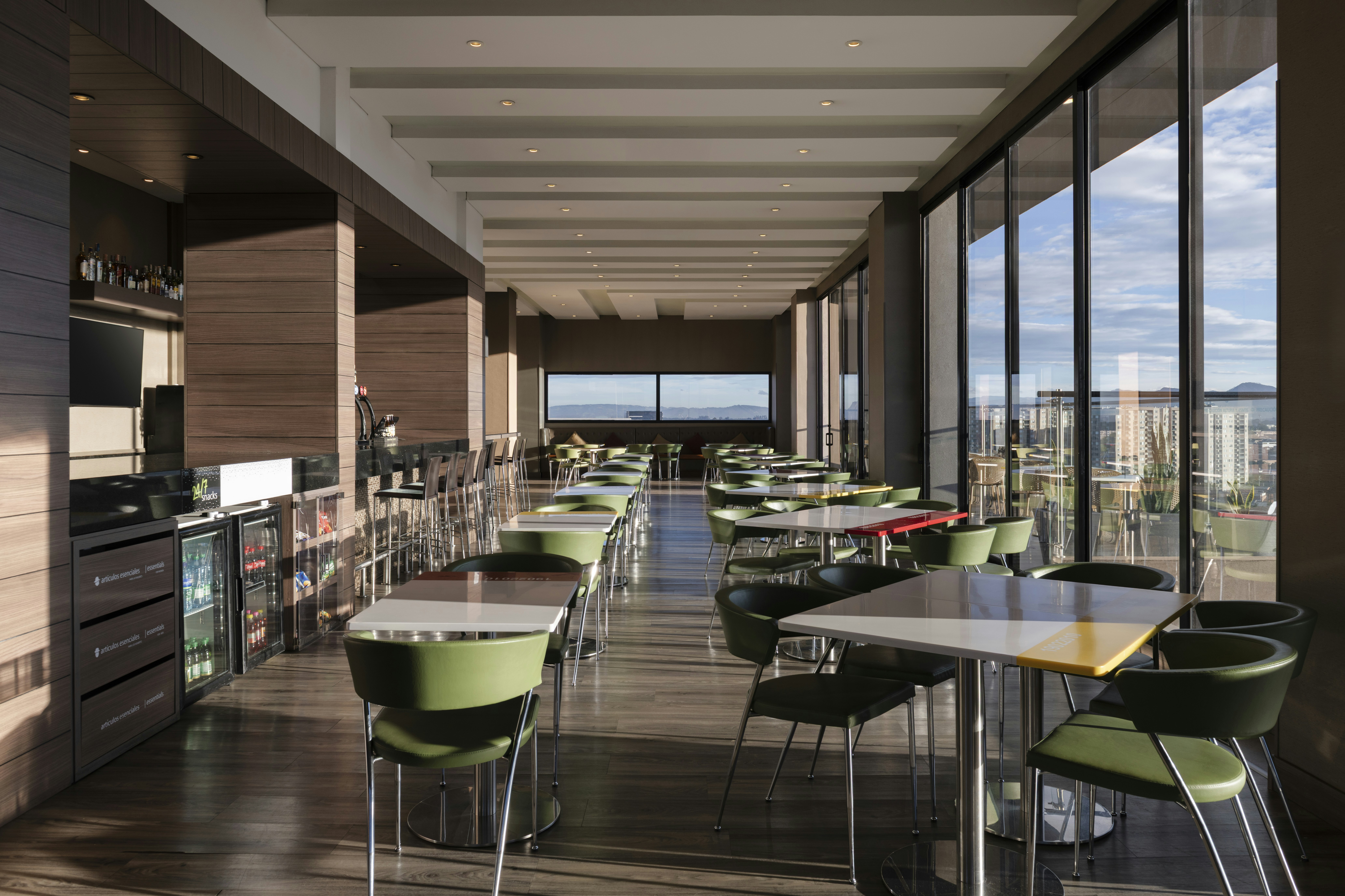 Hampton By Hilton Bogota Airport 30/44