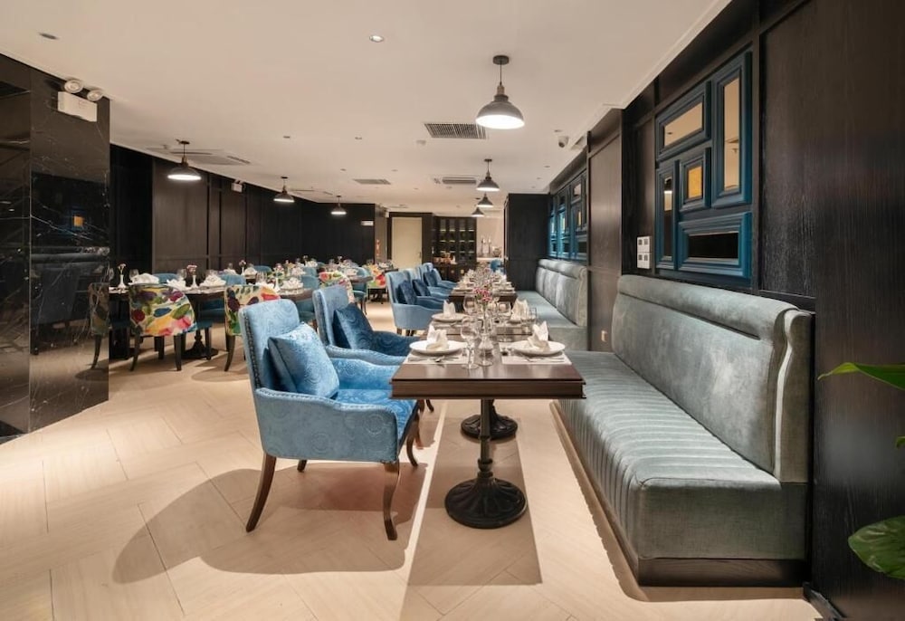 Luxe Paradise Premium Hotel 30/50
