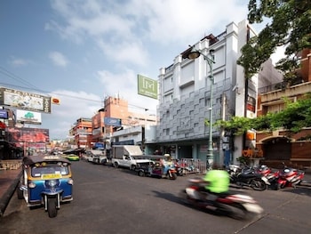 The Mulberry Bangkok Khaosan Road 41/43