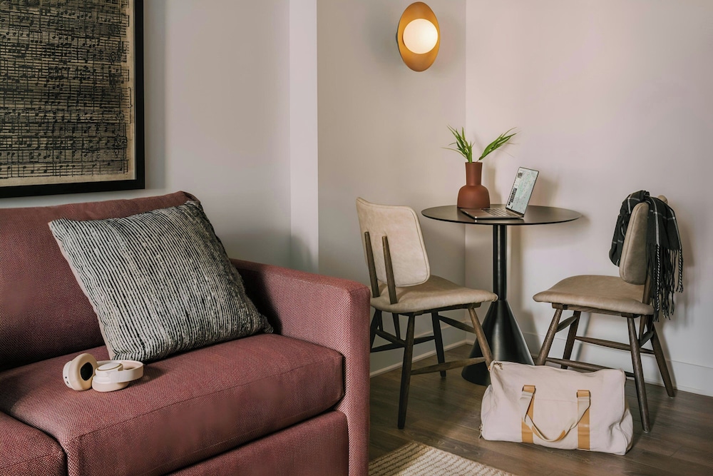 The Arlo Hotel, BW Signature Collection 20/35