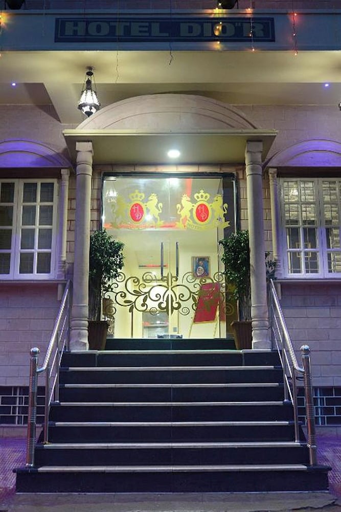 Fabhotel Dior Pink City photo5