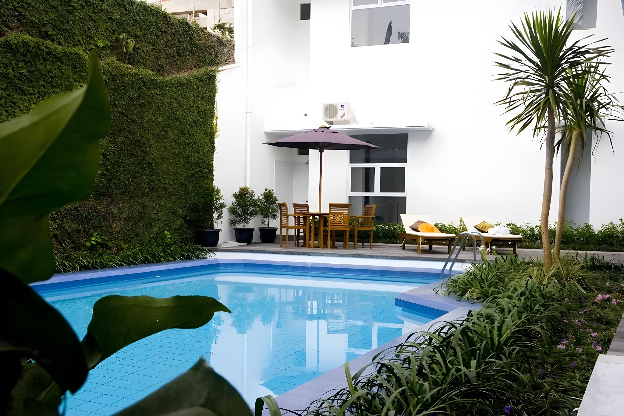 V Residence Kemang 28/34