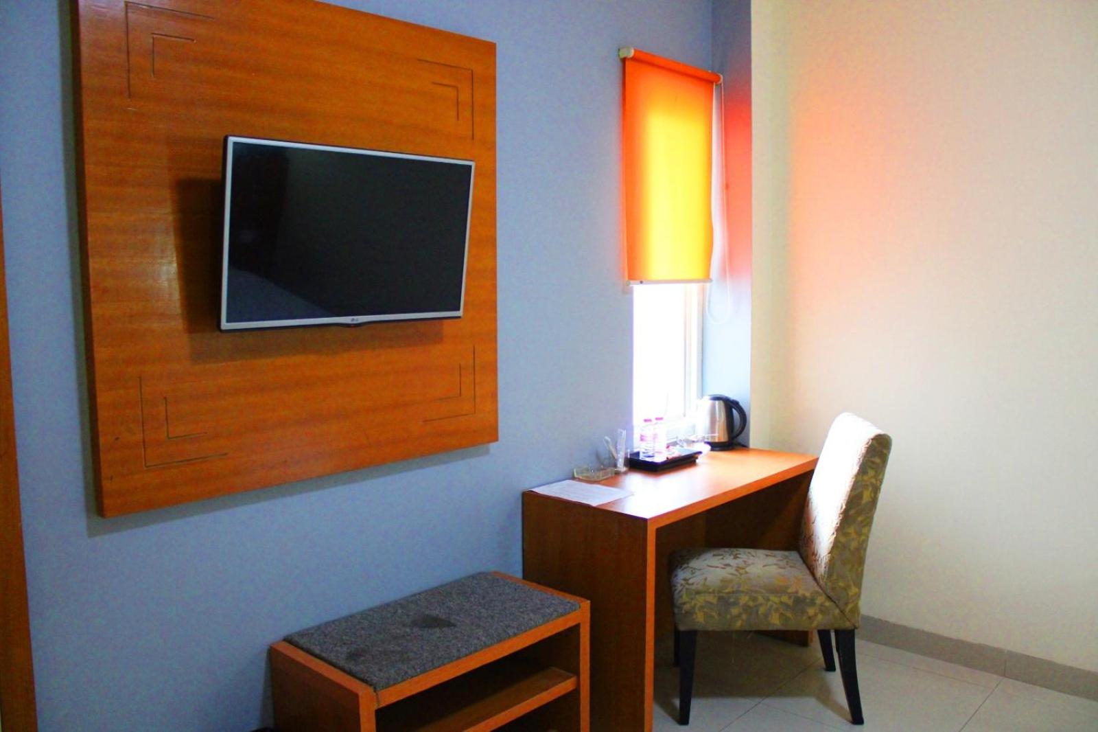 Maleosan Inn manado 27/28