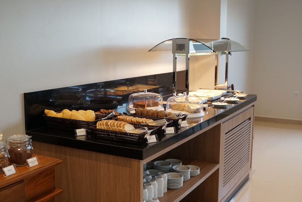 Trento Guaira Hotel by Unna 8/17