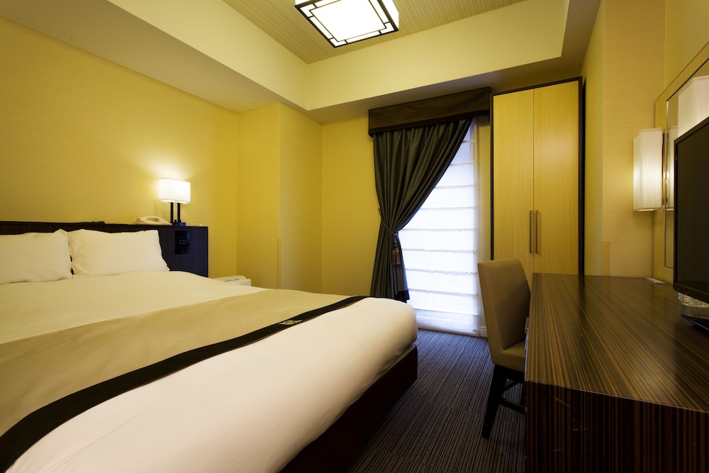 Hotel Monterey Hanzomon 10/22