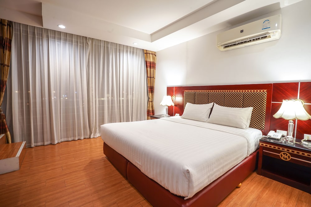 Jomtien Hisotel 18/62