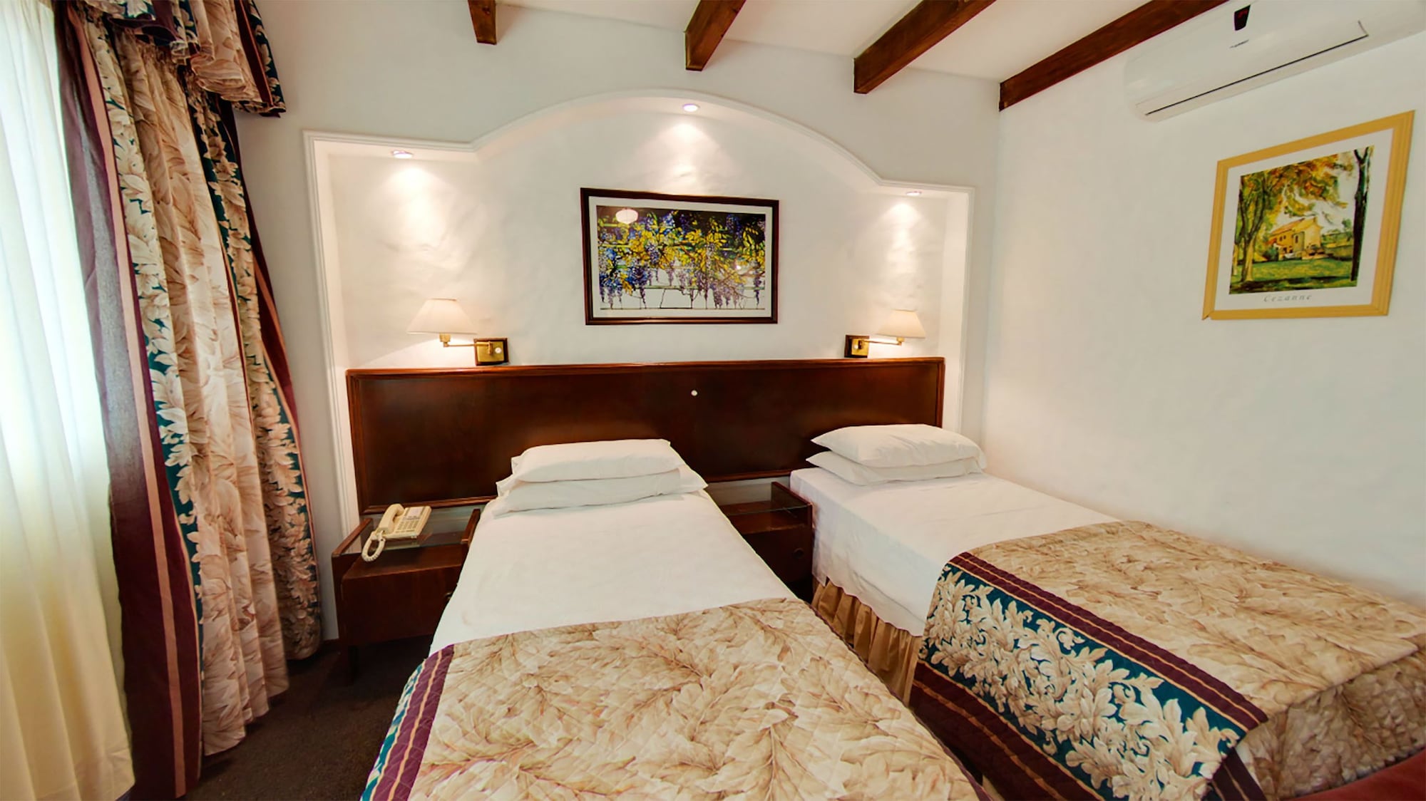 STANDARD, DOUBLE OR TWIN BED