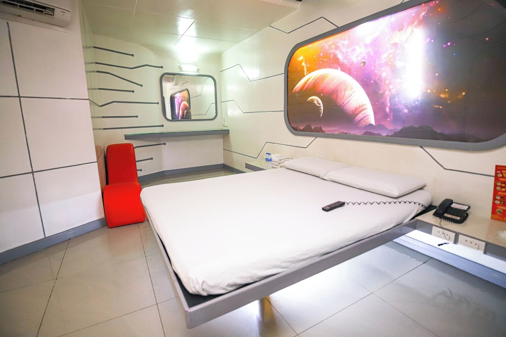 Astrotel Cubao 13/49