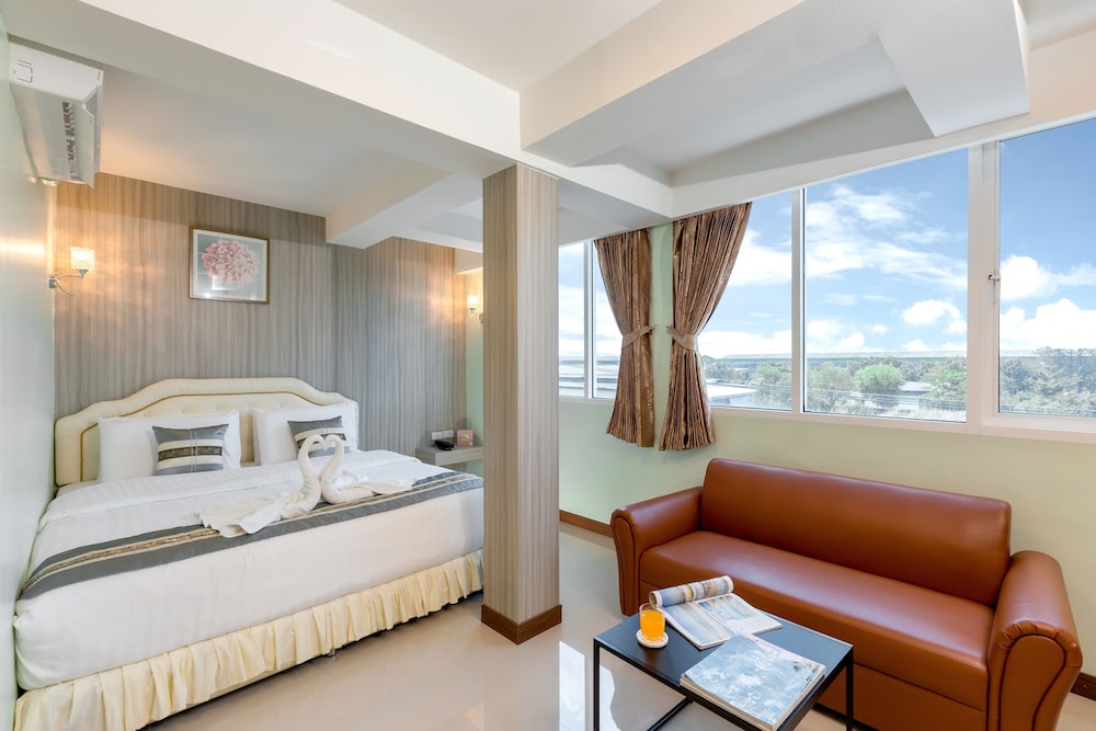 RoomQuest Suvarnabhumi Airport Rom Klao 2/55
