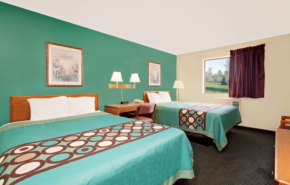 Spark by Hilton Carlisle South 10/22