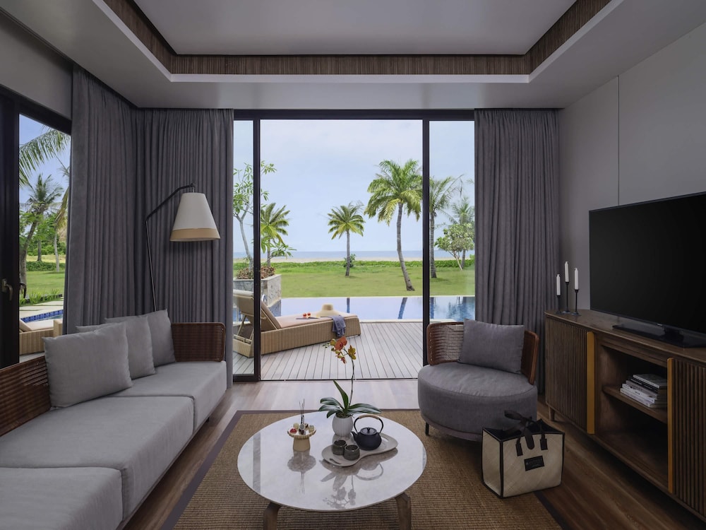 Pullman Lombok Merujani Mandalika Beach Resort 27/48