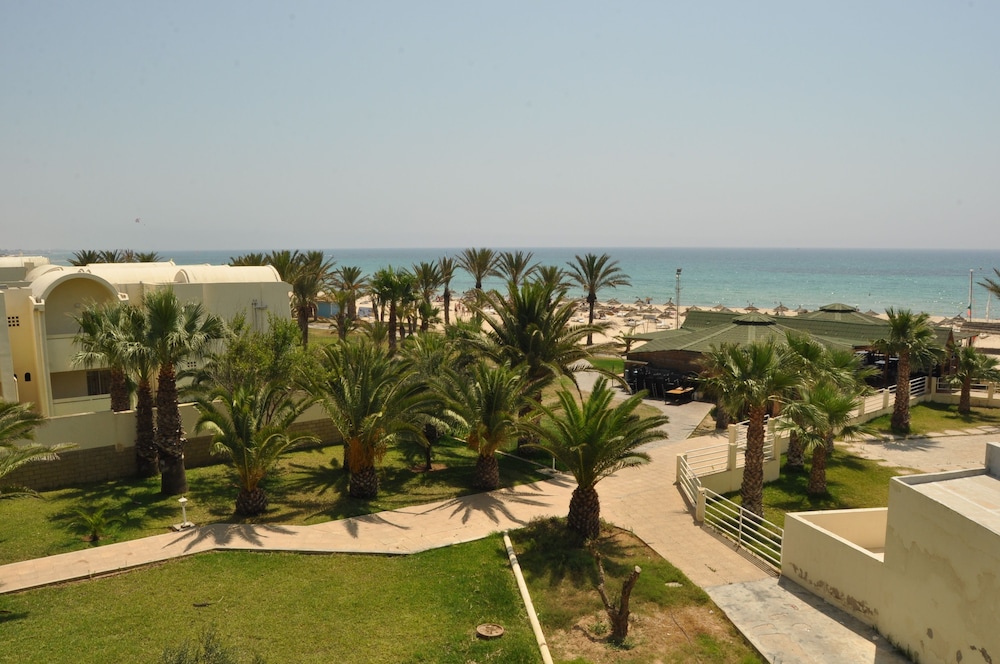 Omar Khayam Resort and Aqua Park 30/39