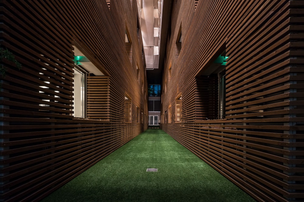 Oriens Hotel Residences 52/58