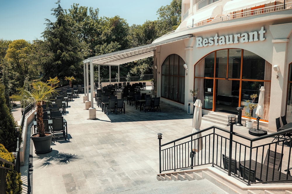 HOTEL CONTINENTAL 39/41