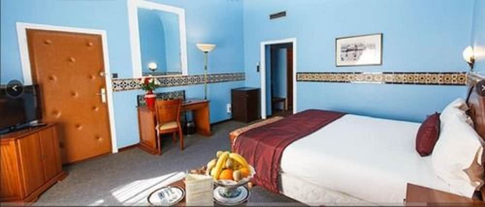 Hotel el Djazair 17/68