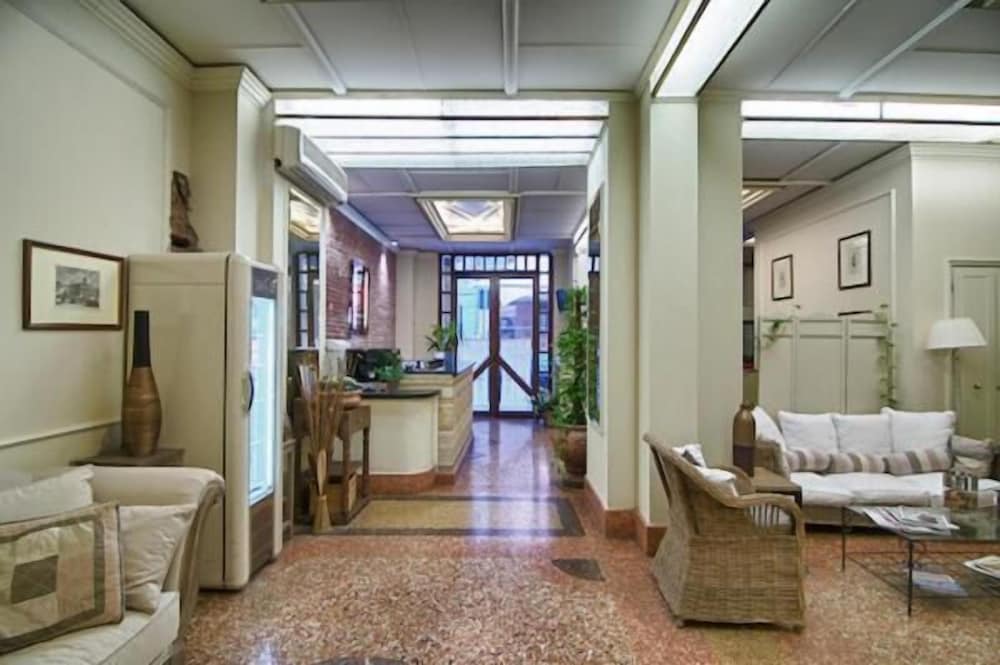 Hotel Pedrini 13/25