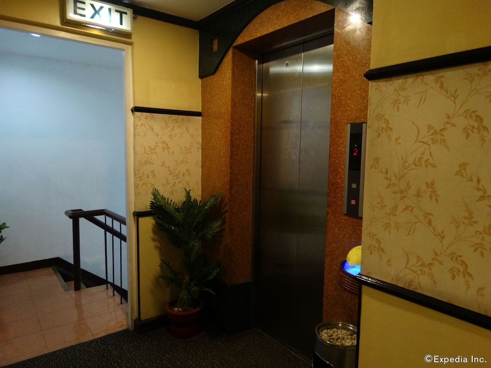 Hotel Sogo Cartimar Recto 10/32