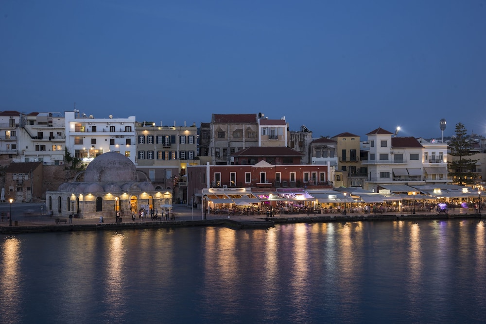 Captain Vasilis Hotel 47/56