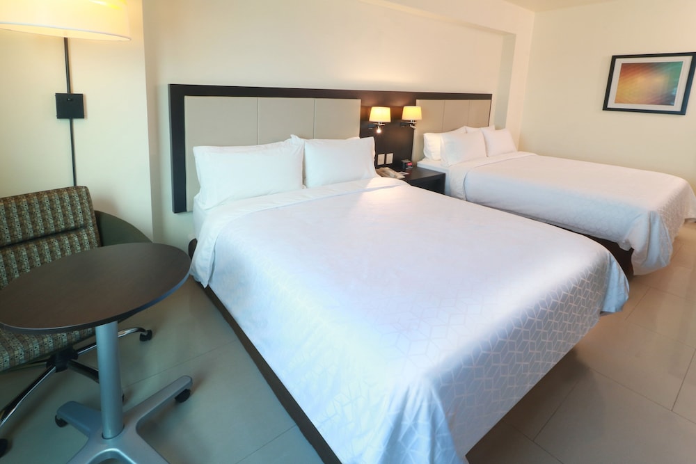 Holiday Inn Express Tuxpan 30/78