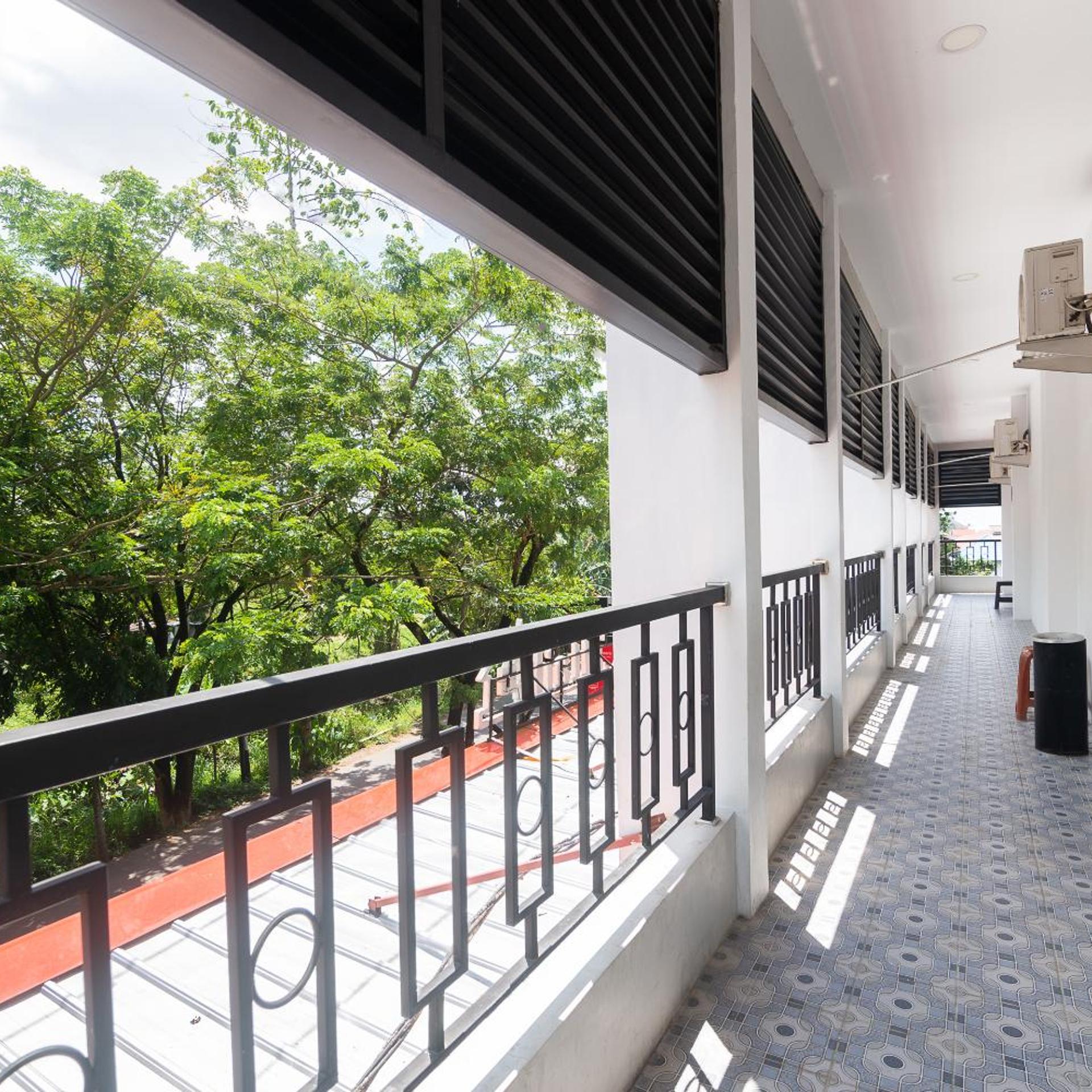 OYO 3729 Cattail Guest House 2/23