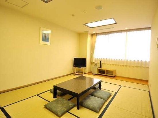 Saijo HAKUWA Hotel 27/32
