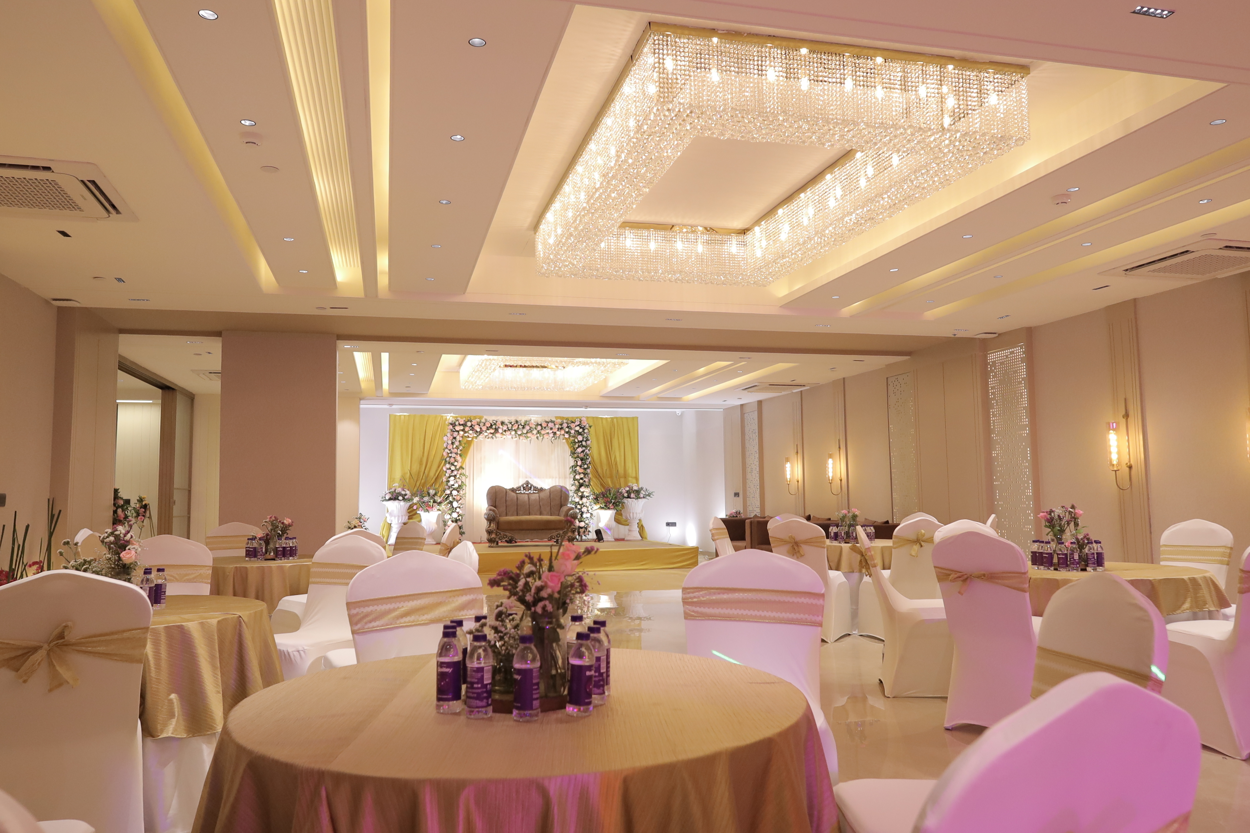 Hotel 91 City Centre Sector 52 35/50