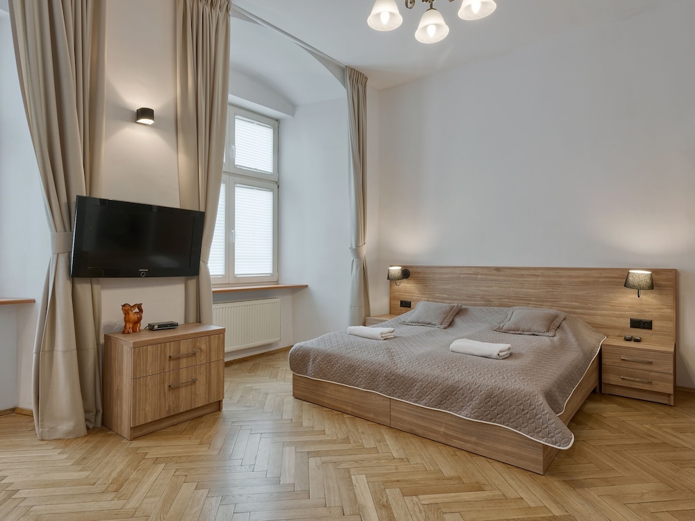 Krakow For You Budget 3/50