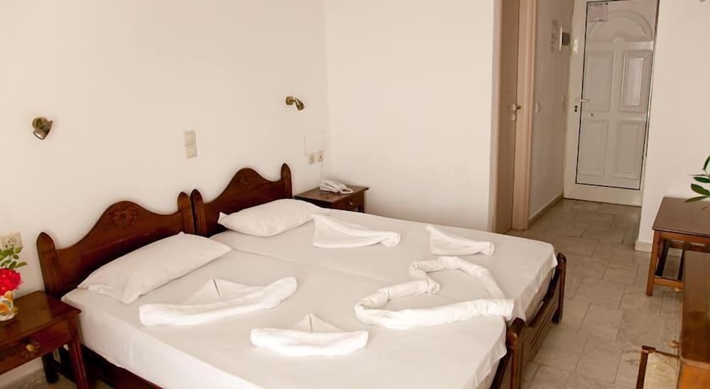 Anatoli Beach 33/50