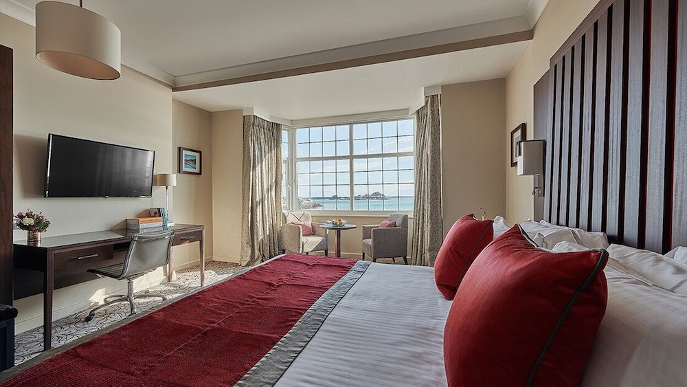 DELUXE, DOUBLE BED, OCEAN VIEW