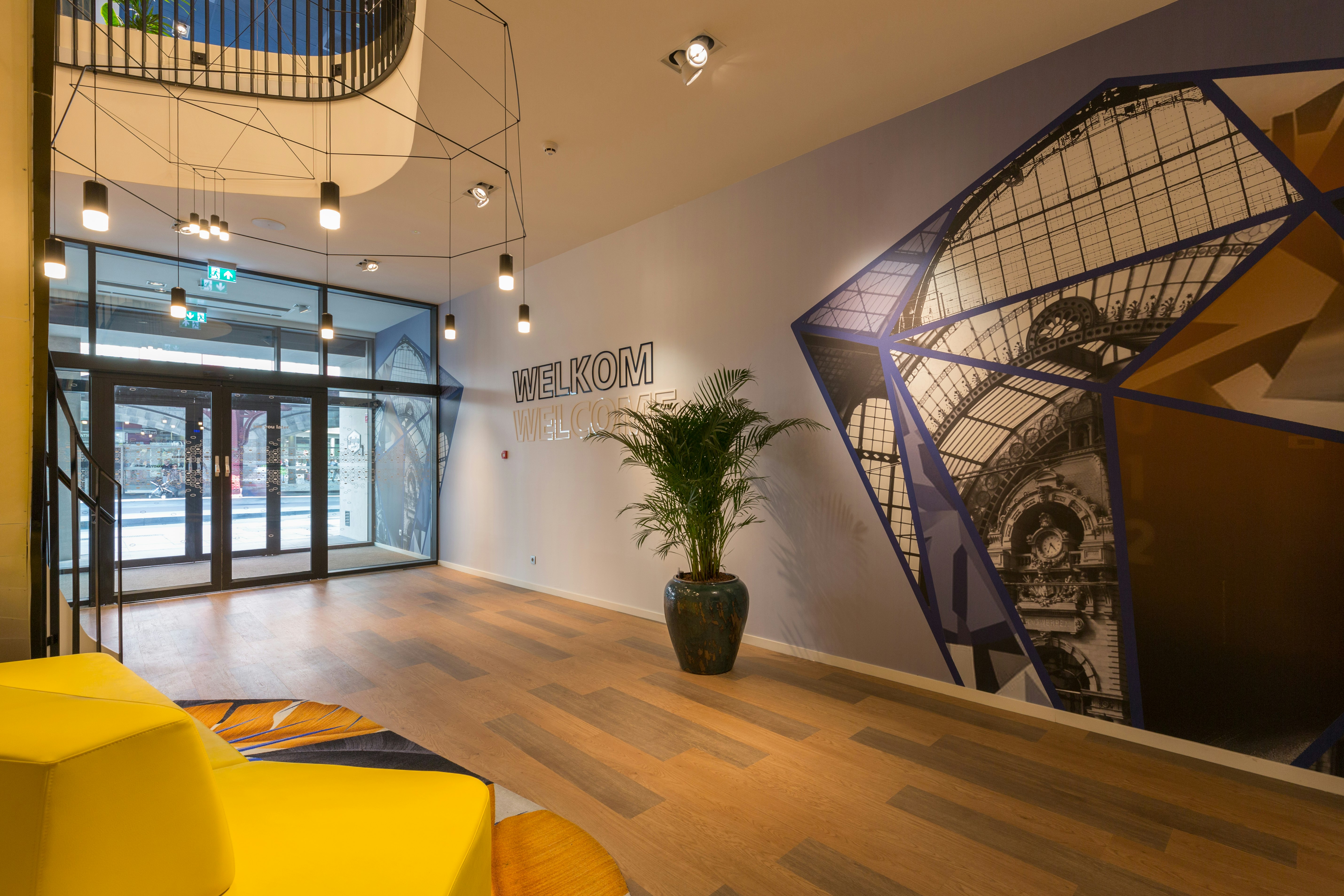 Hampton by Hilton Antwerp Central Station 35/57