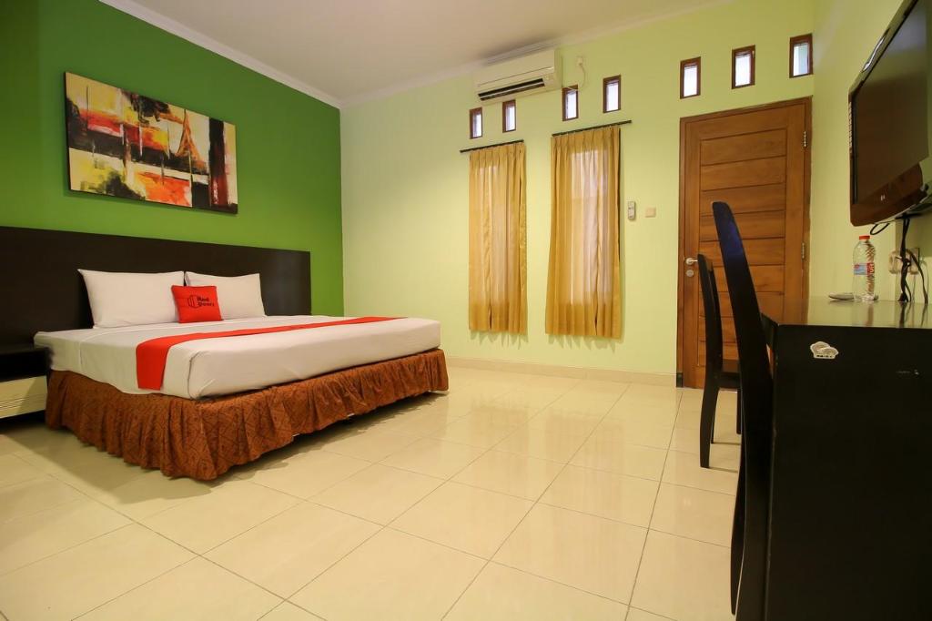 Reddoorz Plus Taman Siswa 2 32/63