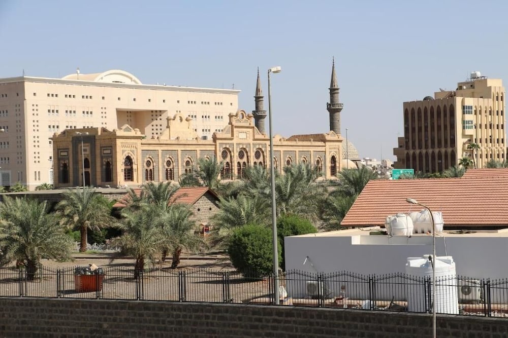 العلياء(Al Alya Hotel Rooms and Suites) 18/19