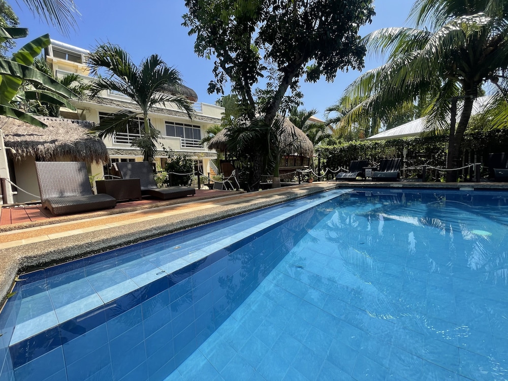 Palms Cove Resort 3/73