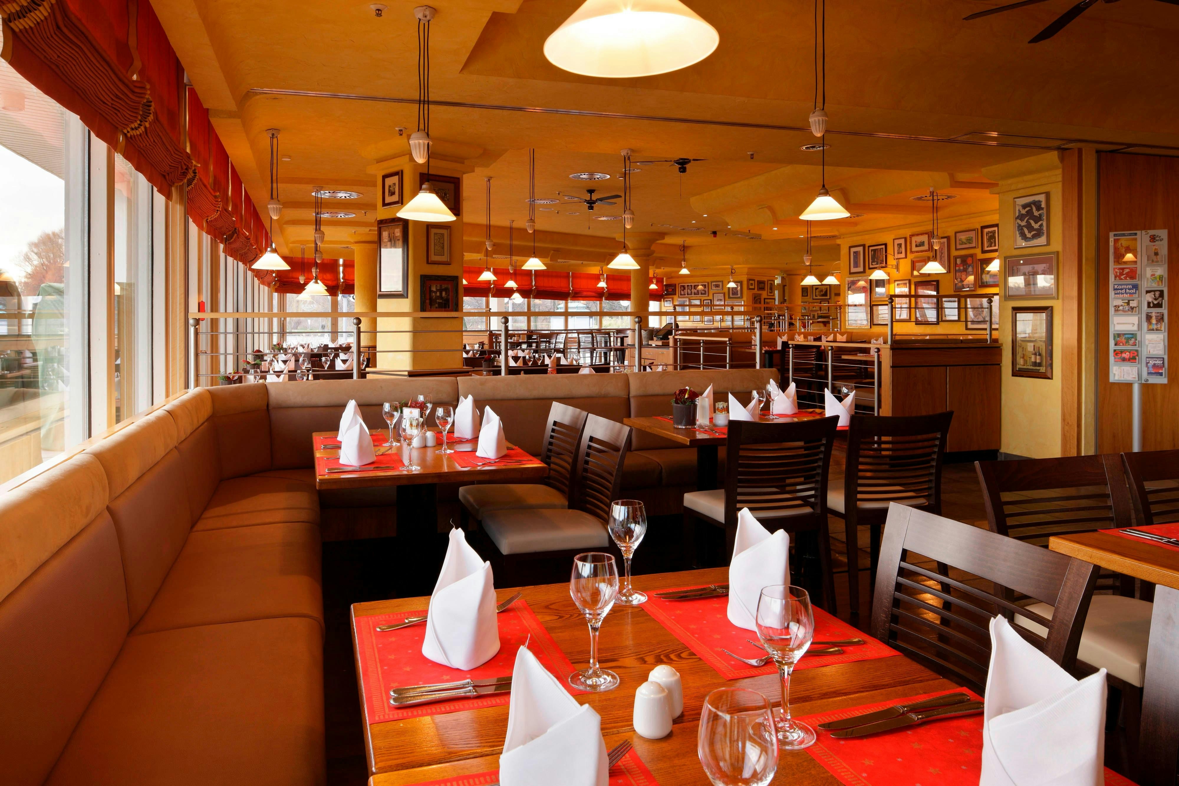 Courtyard By Marriott Hannover Maschsee 21/45