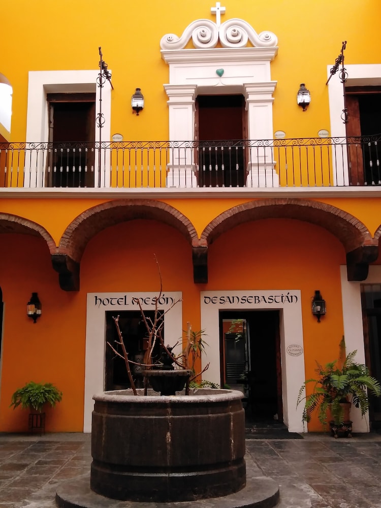 Hotel Meson de San Sebastian 2/50