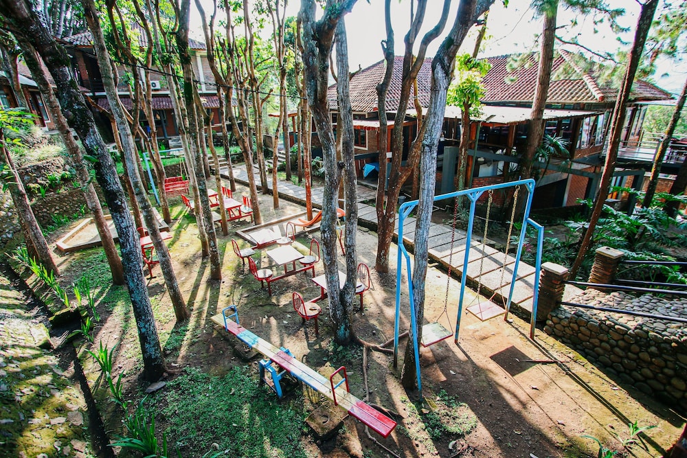 Bukit Alamanda Resort 61/71