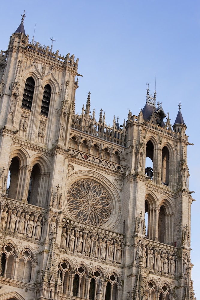 MERCURE AMIENS CATHEDRALE 48/50