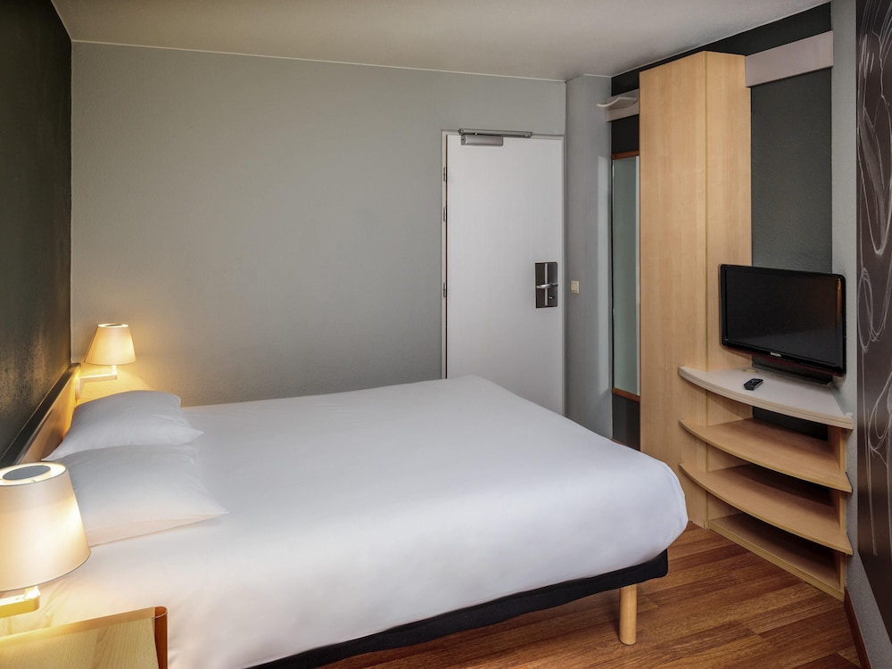 STANDARD, DOUBLE BED