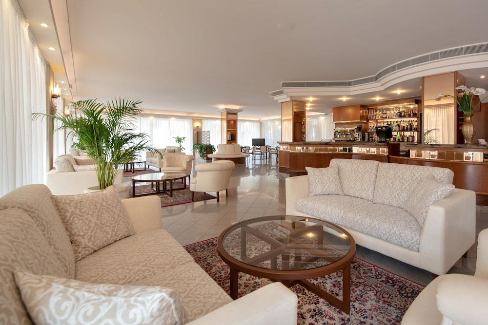 Hotel Tiffany 24/43