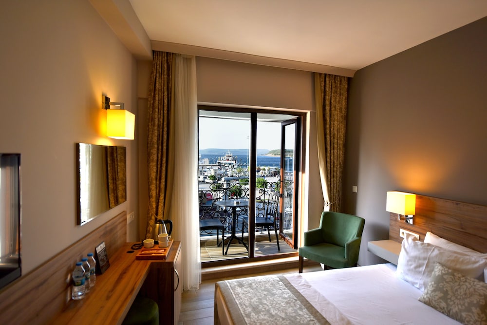 Kule Hotel 47/60