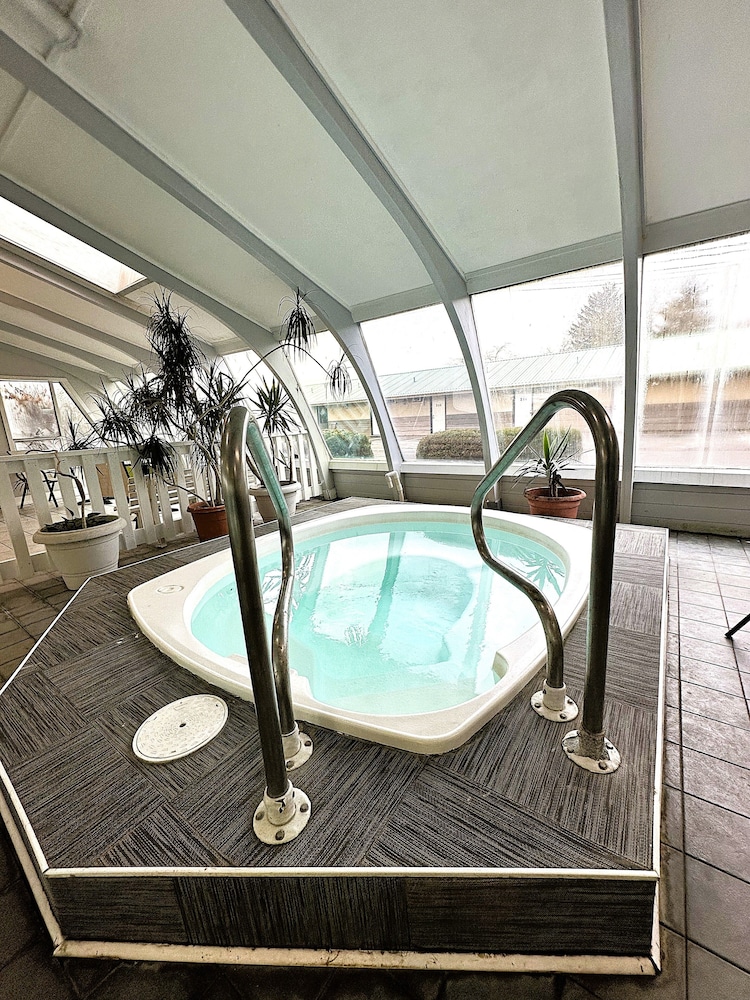 Okanagan Seasons Resort 35/57