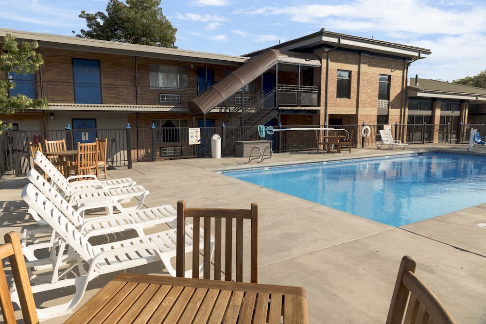 Cerulean Hotel a Running y Property 11/47