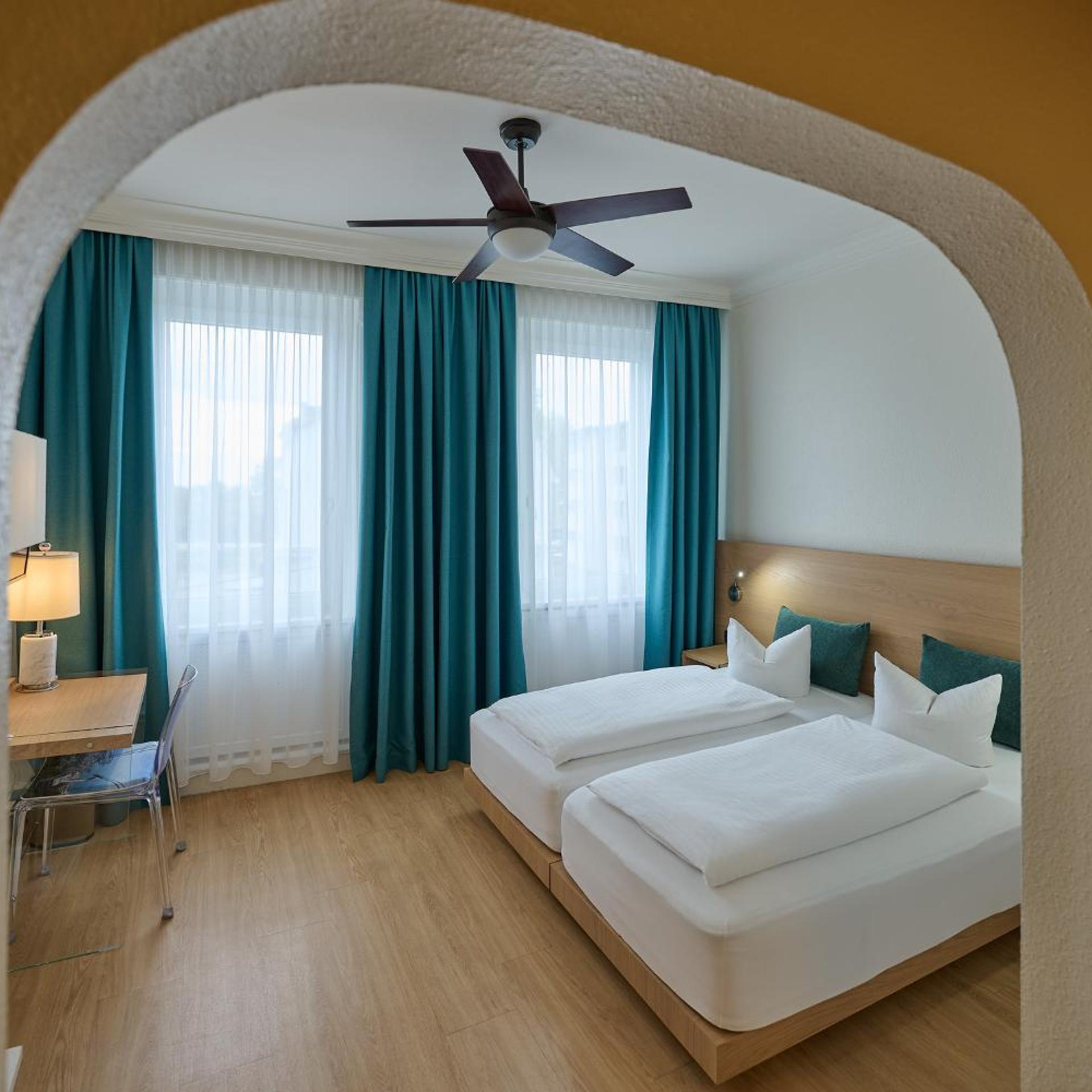 Hotel Bodensee GmbH 16/50